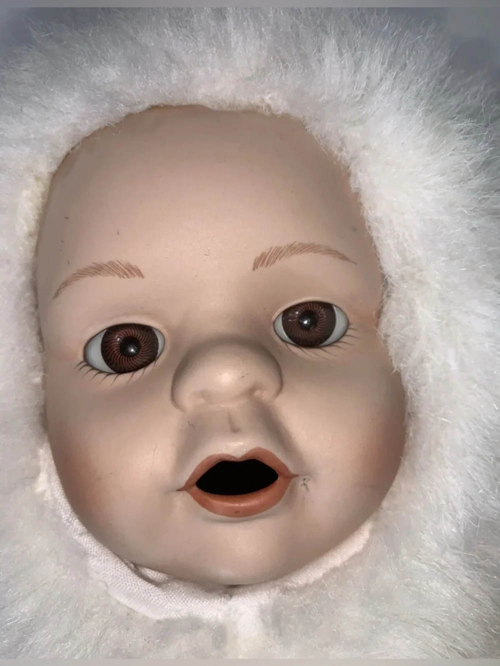 VINTAGE HUG ME COLLECTION PORCELAIN BABY DOLL BUNNY RABBIT 15